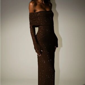 Elegant Off-Shoulder Brown Dress